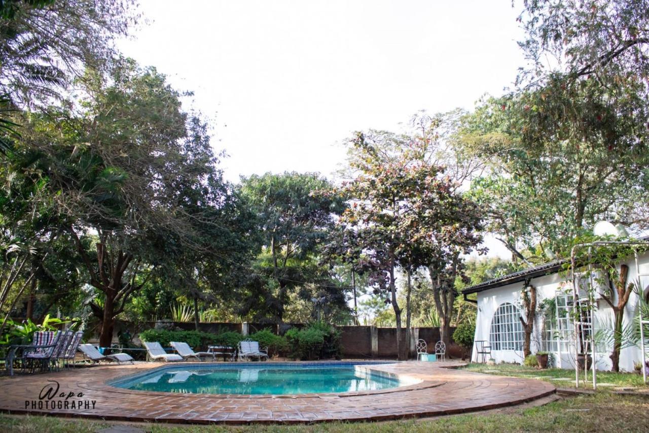 The Ad Lib Executive Lodge Lilongwe Exterior photo